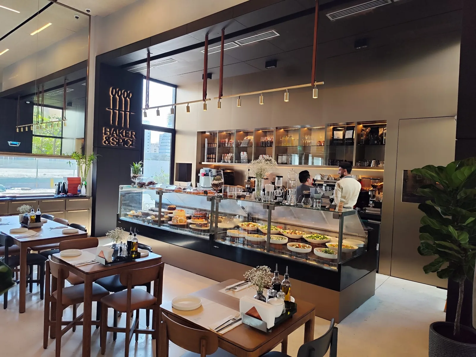Nino & Baker Spice — image 2