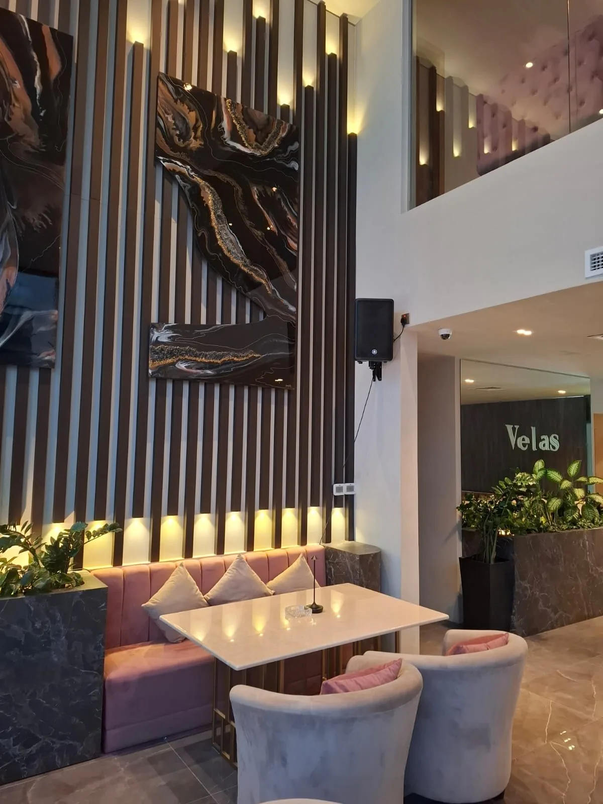 Velas Restaurant — image 2